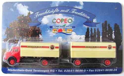 Niederrhein Gold Nr.03 - Fruchtsäfte mit Tradition - MB L322 - Hängerzug Oldie auf Blechschild