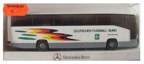 Deutscher Fussball-Bund - Mercedes Benz O 404 RHD - Reisebus - Bus - von Wiking